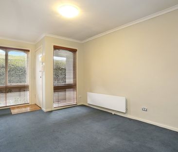 3/33 Austral Avenue, Brunswick VIC 3056 - Photo 4