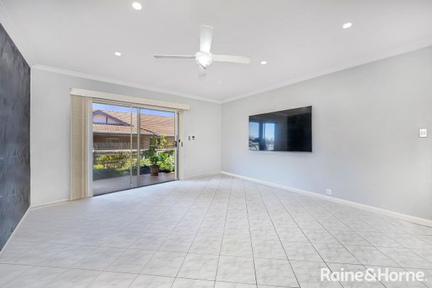 Spacious Three Bedroom Unit in Belmore - Photo 1