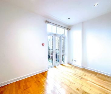 Flat to rent on - Photo 5