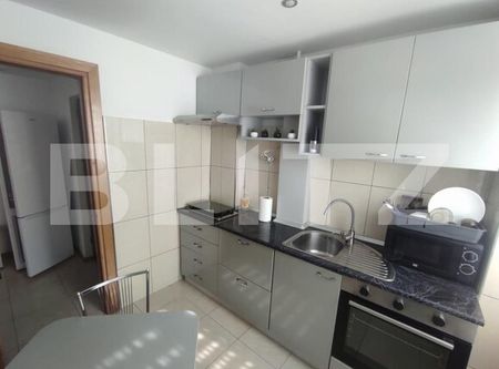 Apartament 2 camere, semidecomandat 44 mp, zona Central - Fotografie 5