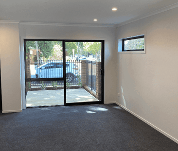 Two bedroom in Hamilton East - Photo 1