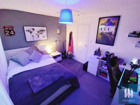 Cinderhills Road, Holmfirth, HD9 - Photo 3