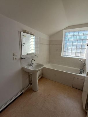 Location Appartement 3 pièces 58m² MILLAU 12100 - Photo 1