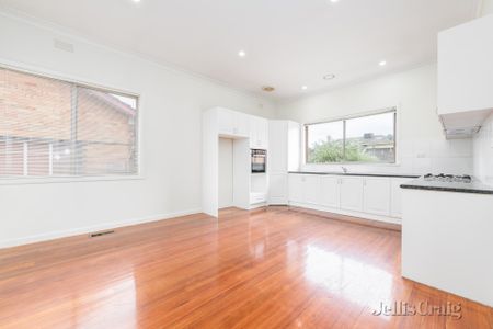 29 Livingstone Street, Ivanhoe - Photo 4