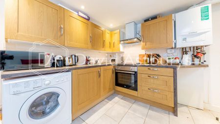 2 bedroom ground floor flat to rent - Photo 5