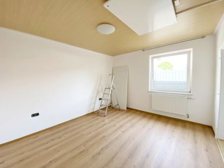 Helle 2-Zimmer-Wohnung mit Garten - Foto 4