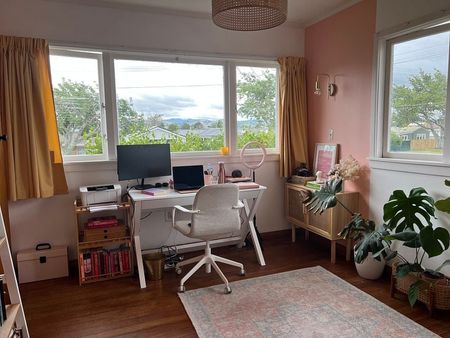 Cosy 2BR Home in Greerton - Photo 3