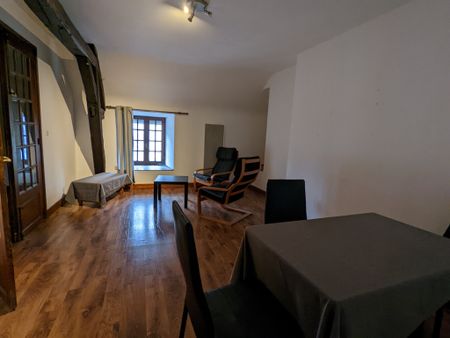 Location Appartement 2 pièces 55m² ISSOUDUN 36100 - Photo 2