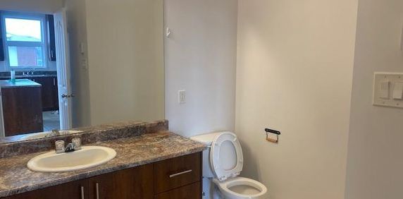 Condo à louer à Aylmer proche de tous les services. - Photo 2