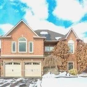 3Bedroom Double Garage Whole House In Maple Vaughan! - Photo 2