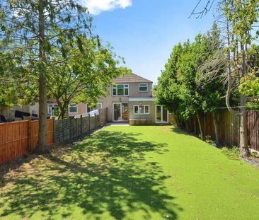 4 bedroom semi-detached house to rent - Photo 6