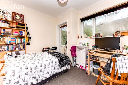 semi-detached house to rent - Photo 2