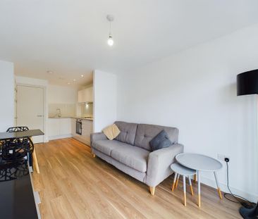 1 bedroom flat to rent - Photo 5