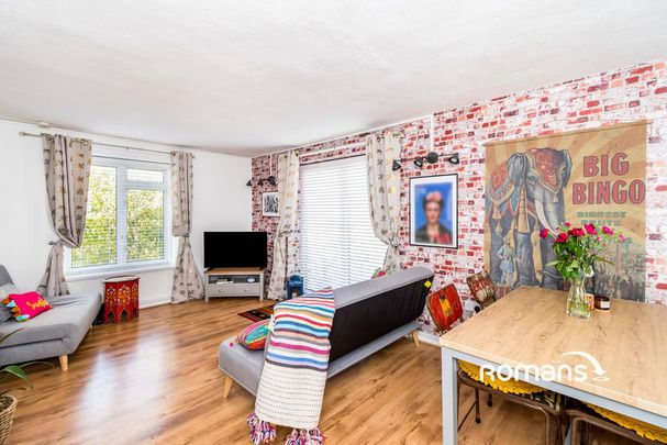 1 bedroom flat to rent - Photo 1