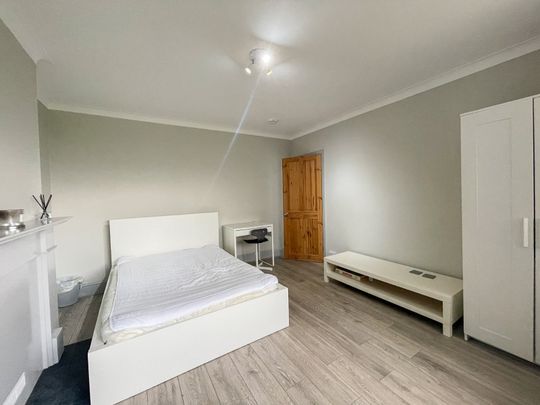 Upper Garth Road, Bangor, Gwynedd, LL57 - Photo 1