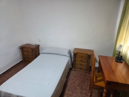 Piso de alquiler en Avenida Carlos Haya, La Florida - Parque Norte - Photo 4