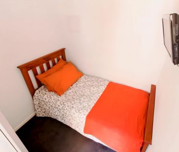 Standard Studio with courtyard - Photo 3