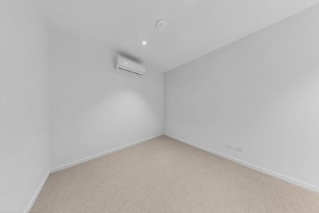 Luxury Opera Apartment Complex - Photo 2