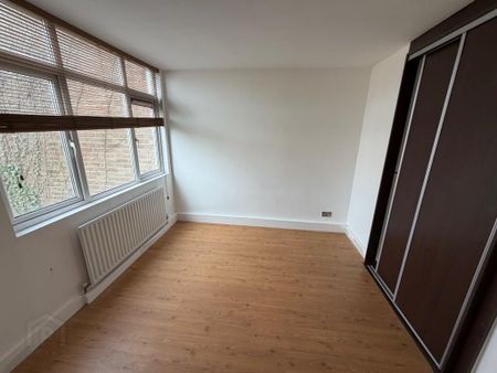 Upper Lisburn Road, Belfast, BT10 0LB - Photo 3