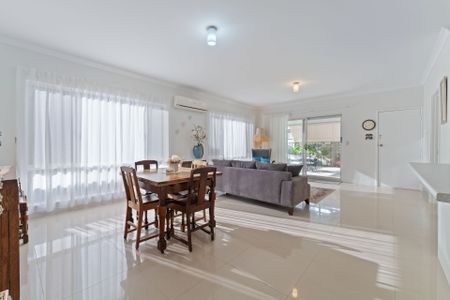 Four Bedroom Family Home in Baldivis - Photo 2