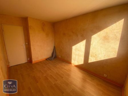 Location Appartement 4 pièces 75m² LE PLESSIS TREVISE 94420 - Photo 4