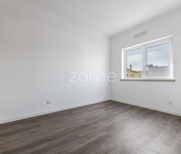 4 room luxury House for rent in Seixal, Distrito de Setúbal - Photo 6