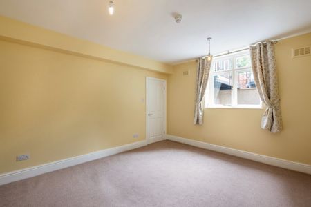 1 bedroom studio apartment to rent - Photo 2