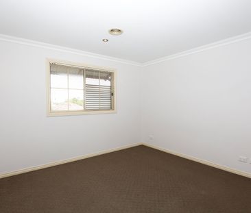 Modern Comfort and Convenience - Photo 3