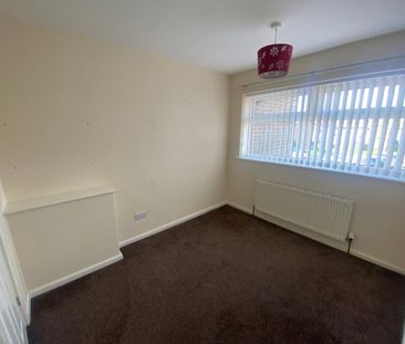 Snowden Walk, Leeds - Photo 5