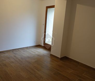 Buc -RDC 2 pièces 49 m² avec terrasse , - Photo 1