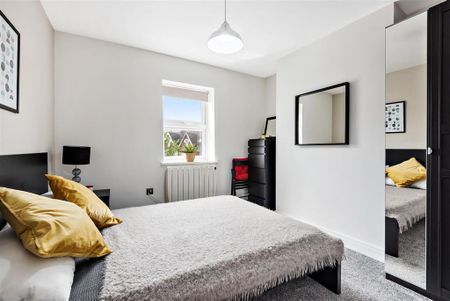 House share to rent - Photo 3