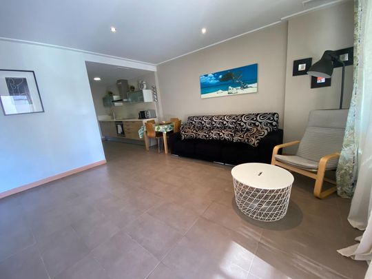 Apartamento de alquiler en Calle San Bartolome Tirajana, Los Arenales del Sol - Photo 1