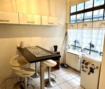 Beau studio meublé en location de 30,60m², situé rue Beffroy à Roue... - Photo 1