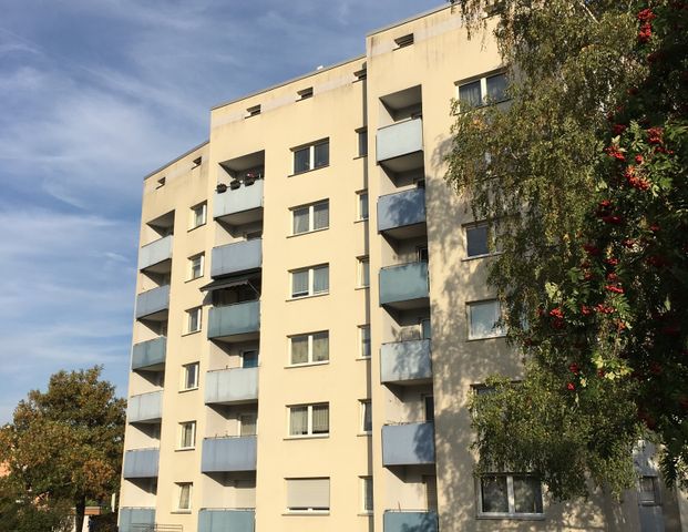 WBS erforderlich - Erdgeschosswohnung mit Balkon - Foto 1