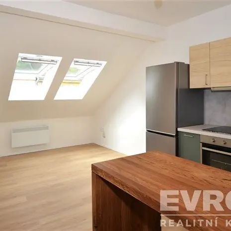 Pronájem bytu 2+kk, 41 m - Photo 1