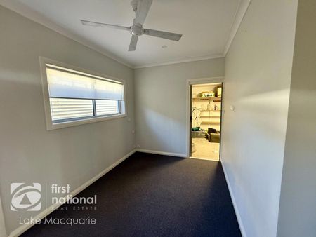 Comfort & Coastal Lifestyle Awaits! - Photo 3