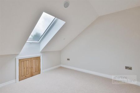 3 bedroom apartment to rent - Photo 2