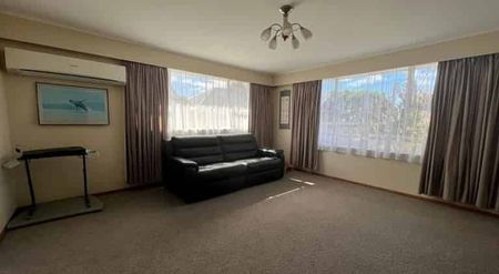 Convenient 2 bedroom property - Photo 5