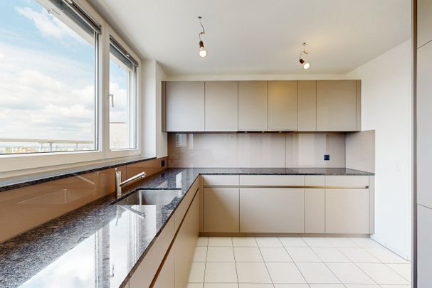 Exklusive Attika-Wohnung mit Weitblick - Photo 1