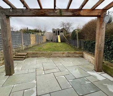 3 bedroom terraced house to rent - Photo 5