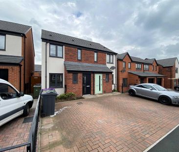 2 bedroom semi-detached house to rent - Photo 6