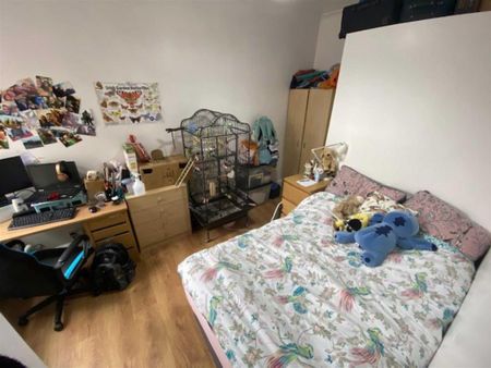 6 bedroom private hall to rent - Photo 3