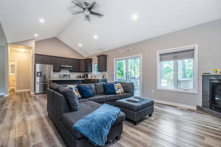 For Lease - 40 Lindale Avenue, Tiny, Ontario - Photo 4