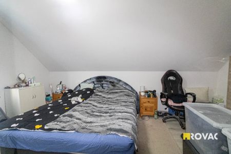 Halfopen nieuwbouwwoning met carport en tuin - Foto 2