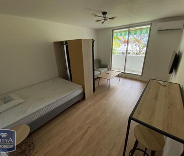 Location Appartement 1 pièce 25m² ST GILLES LES BAINS 97434 - Photo 3