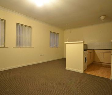 Silchester Drive, Monsall, Manchester, M40 8BN - Photo 3