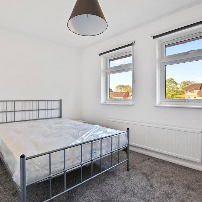 4 bedroom house to rent - Photo 1