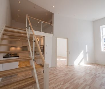 Super lækker 2-værelses med hems i midtbyen - Photo 4