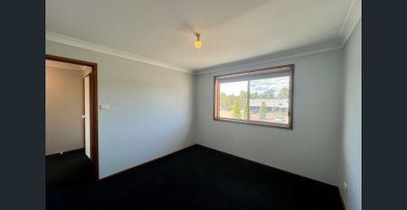 Updated Two Bedroom Townhouse! - Photo 3