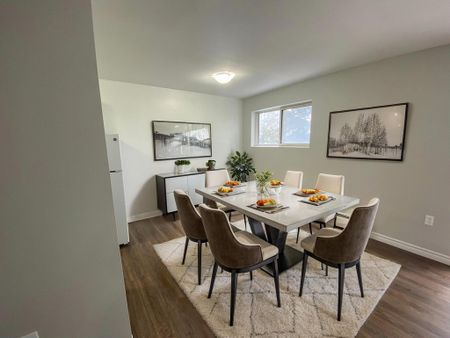 Two Bedroom Apartment - Photo 3